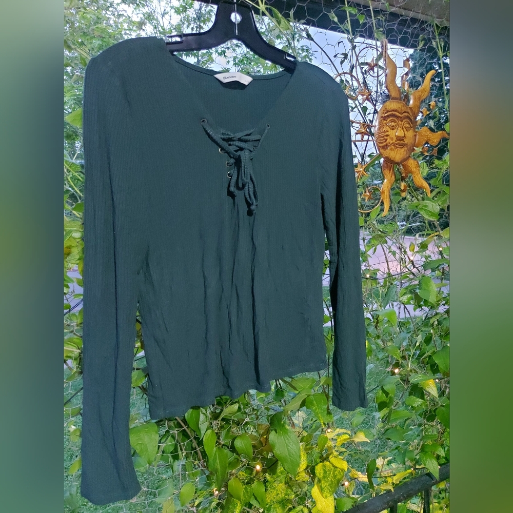 🌑🌳||Dark Forest Green|| Lace-Up Top|| Large||Bluenotes||🌳🌑